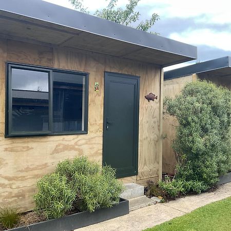 Mountains Edge Cabins Monowai 외부 사진
