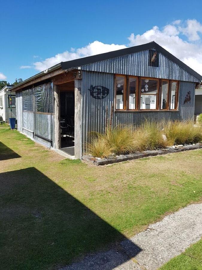 Mountains Edge Cabins Monowai 외부 사진