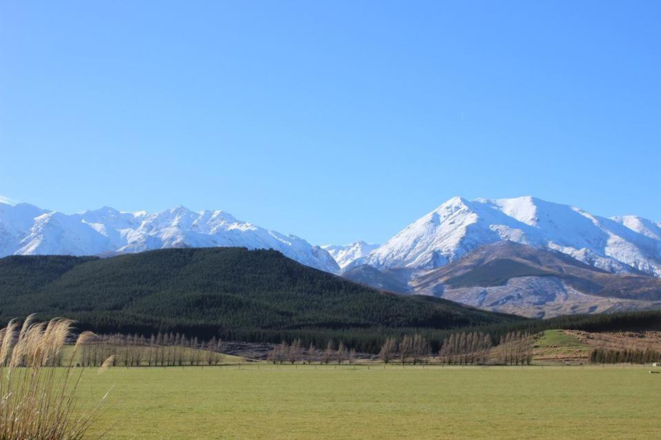 Mountains Edge Cabins Monowai 외부 사진